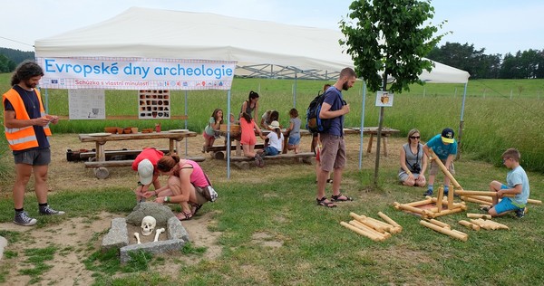 Laboratorio scavi archeologici Zážitkový park Zeměráj