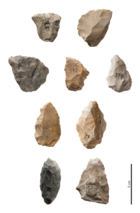 Grotte de Cotencher. Outils en pierre Néandertaliens