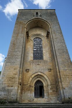 Façade de l'abbatiale