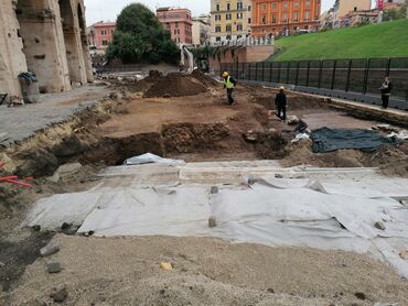 26177_vignette_scavi-colosseo-fronte-meridionale.jpg