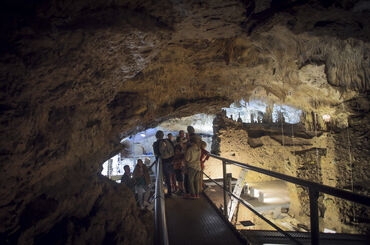 Visite de la grotte Scladina