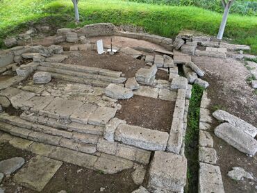 L'espace aux autels