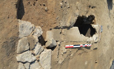 Sarcophage avec son couvercle