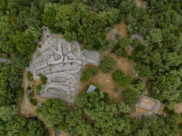 Vue drone du village de Cambous