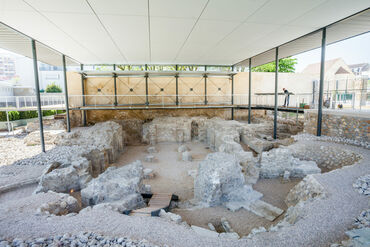 Vestiges de l'ancienne abbaye Notre-Dame d'Argenteuil