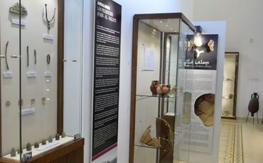 Interior del museo de historia local