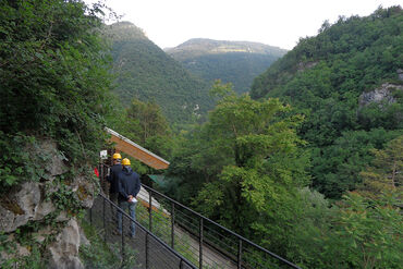 Crediti foto: Grotta di Fumane, ingresso passerella