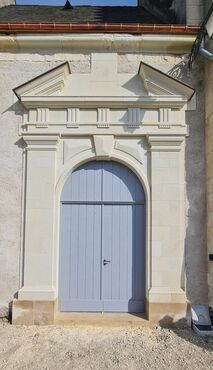 Château Pierre de La Broce : Porte monumentale